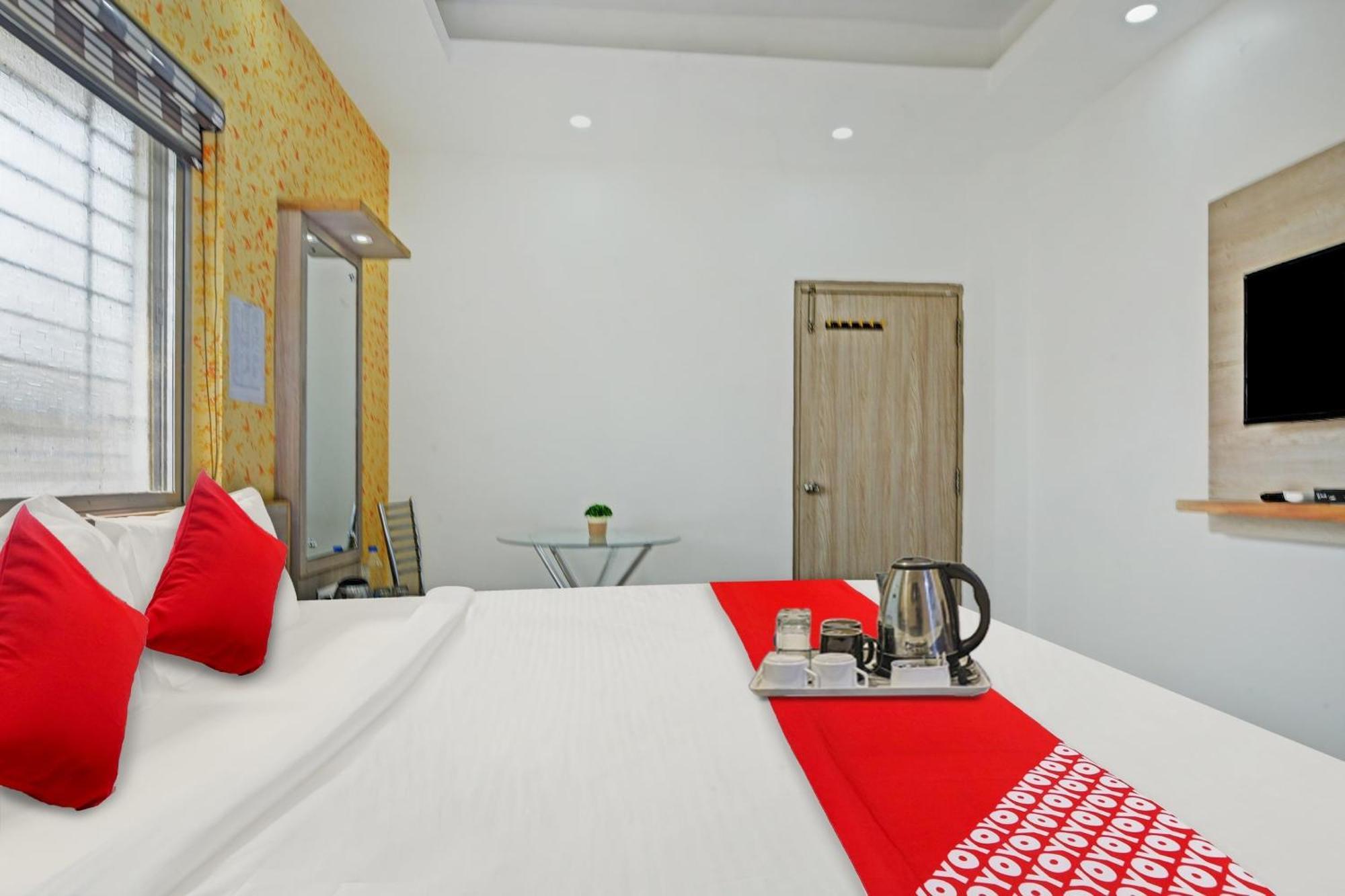 Super Oyo Hotel O Aura Hotel Rajdhani Residency Ράντσι Εξωτερικό φωτογραφία